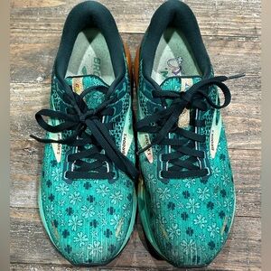 💚💚Brooks Ghost 14 Run Lucky St. Patrick's Day running shoes. Women size 8💚💚
